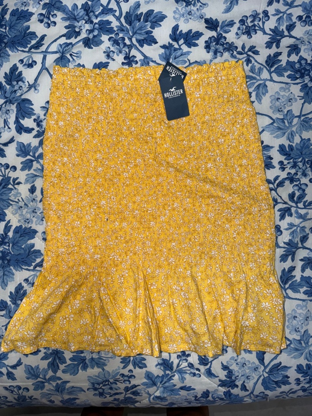 Hollister Yellow Daisy Smocked Mini Skirt